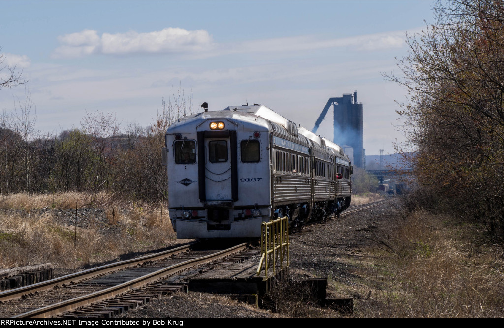 RBMN 9167 in a photo run-by at Gilberton